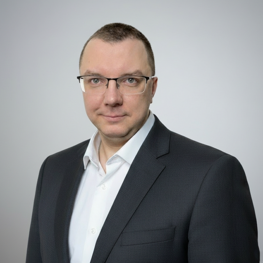 Денис Руководитель